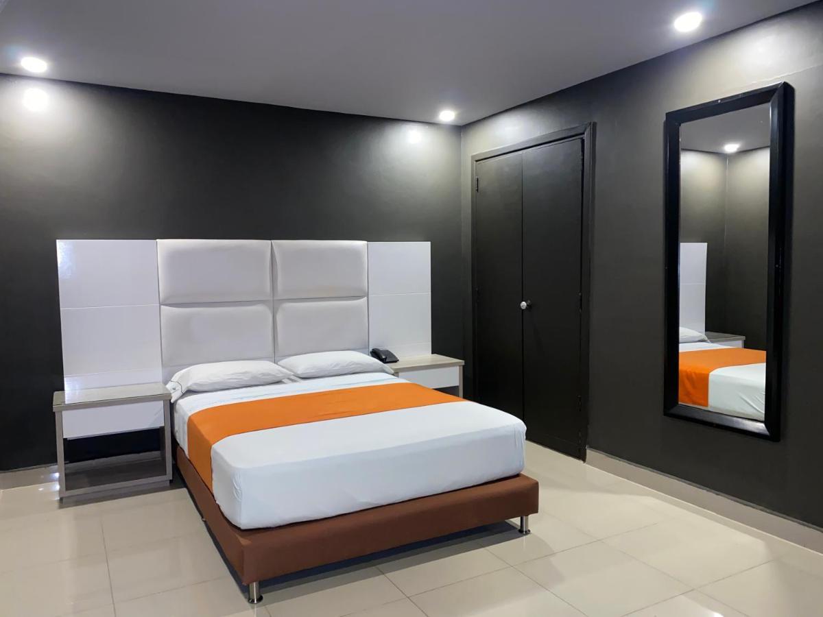 Hotel Latino מדיין מראה חיצוני תמונה
